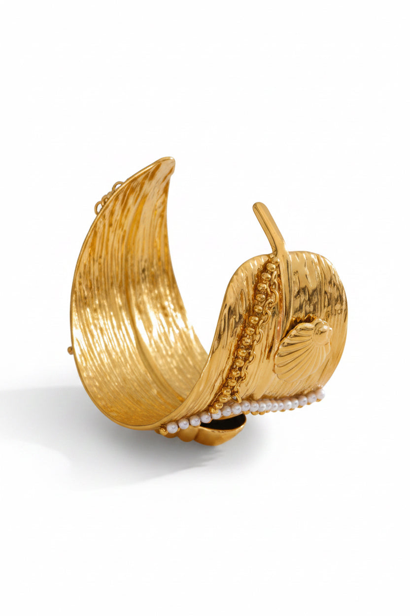 Darya Cuff